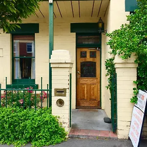 Narrara Backpackers Hostal